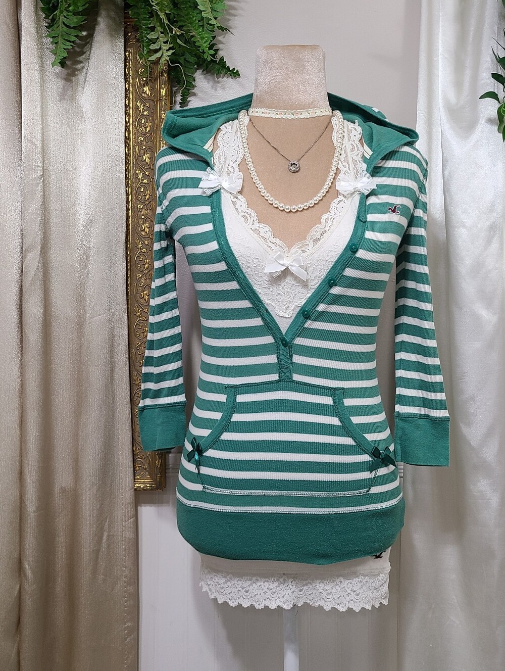 Vintage Hollister ♡ Y2K ♡ Green Striped Hooded Babydoll Henley Button Front